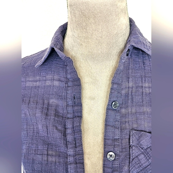 Aeropostale Blue Button-Up Top XSmall women's - Picture 4 of 14